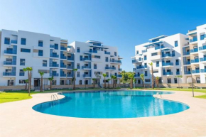 Appartement magnifique avec piscine